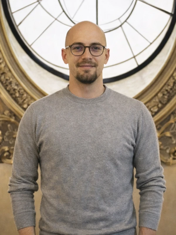 enrique valencia architectural engineer.webp